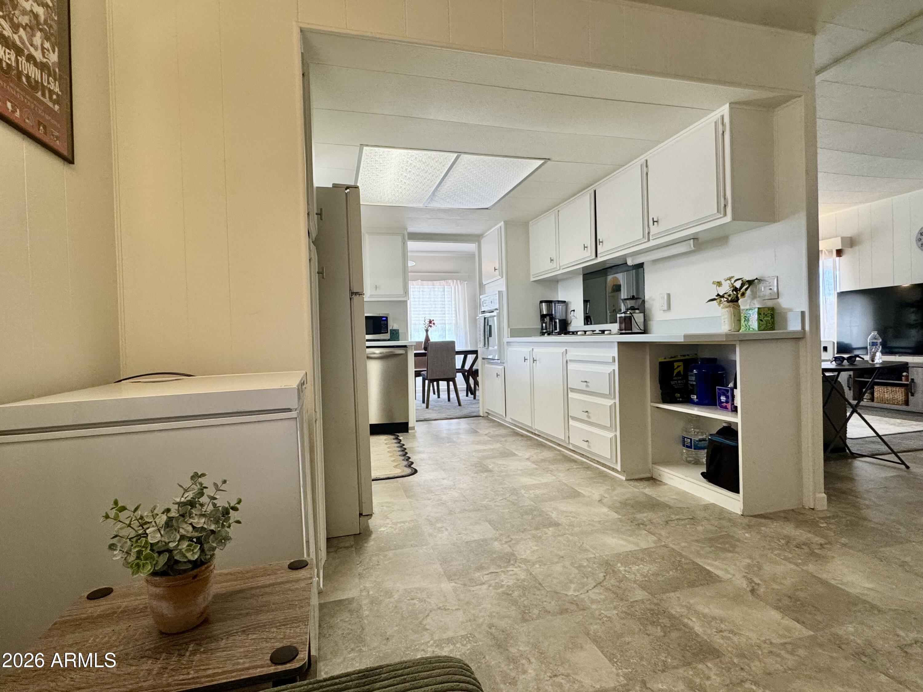 3411 S CAMINO SECO -- 140