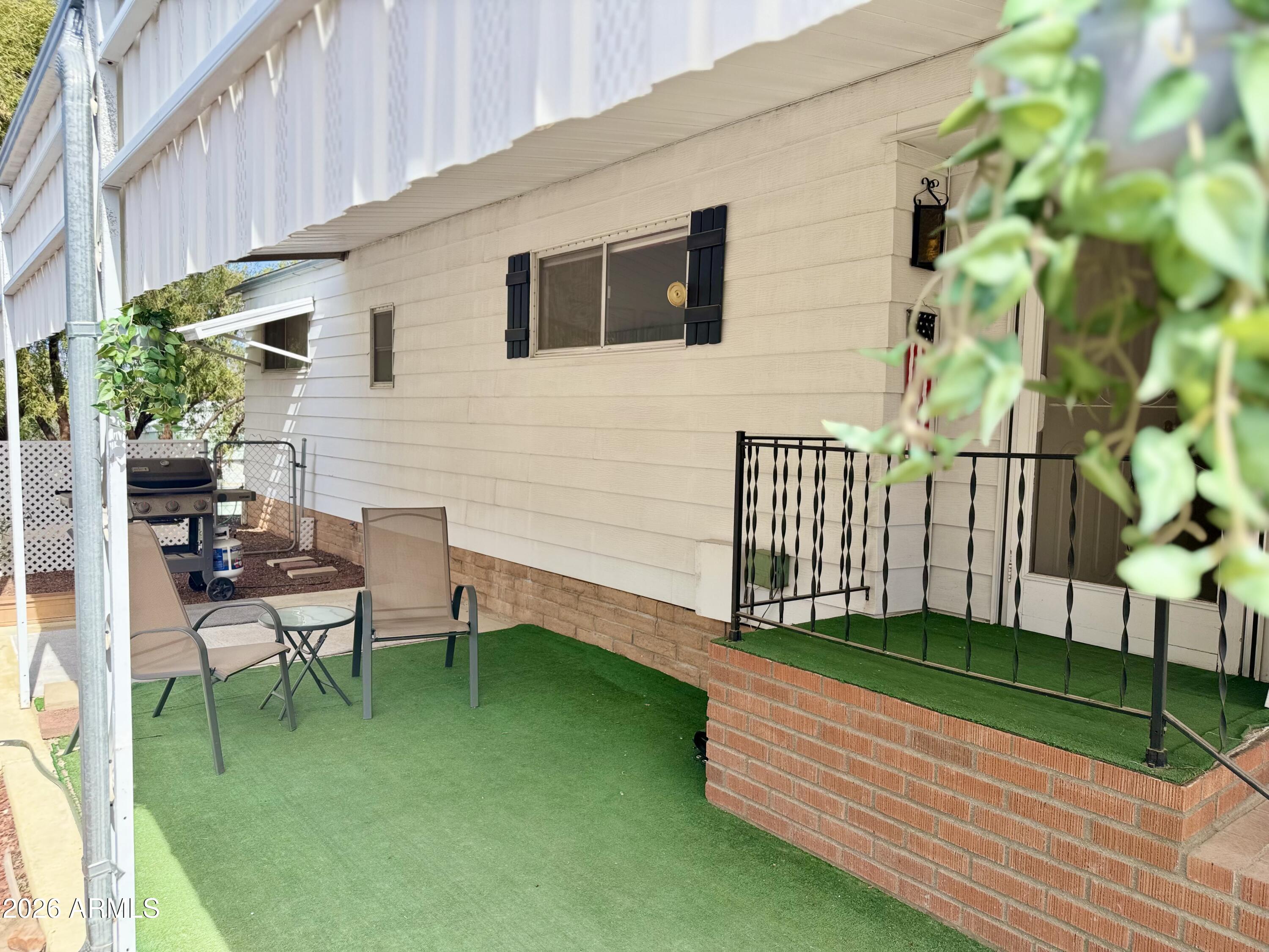 3411 S CAMINO SECO -- 140