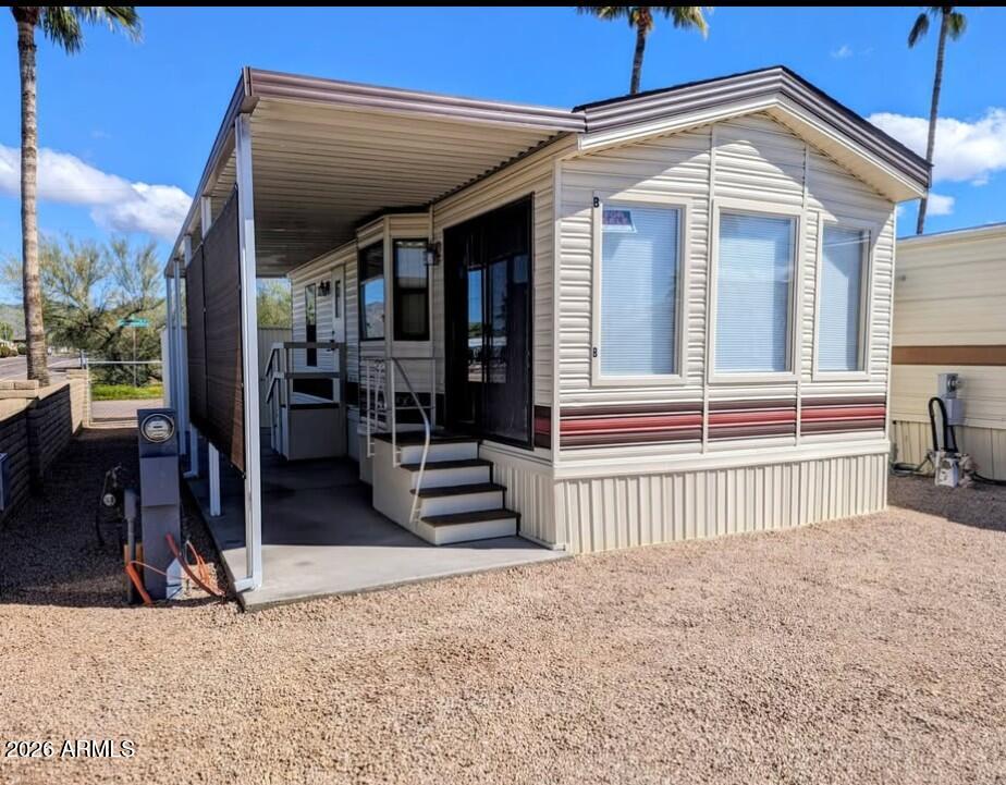 929 N delaware Drive B