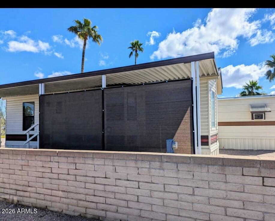 929 N delaware Drive B