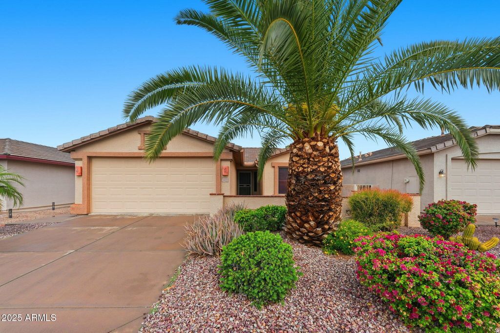 Photo of 3422 E Cherry Hills Place, Chandler, AZ 85249 (MLS # 6950595)