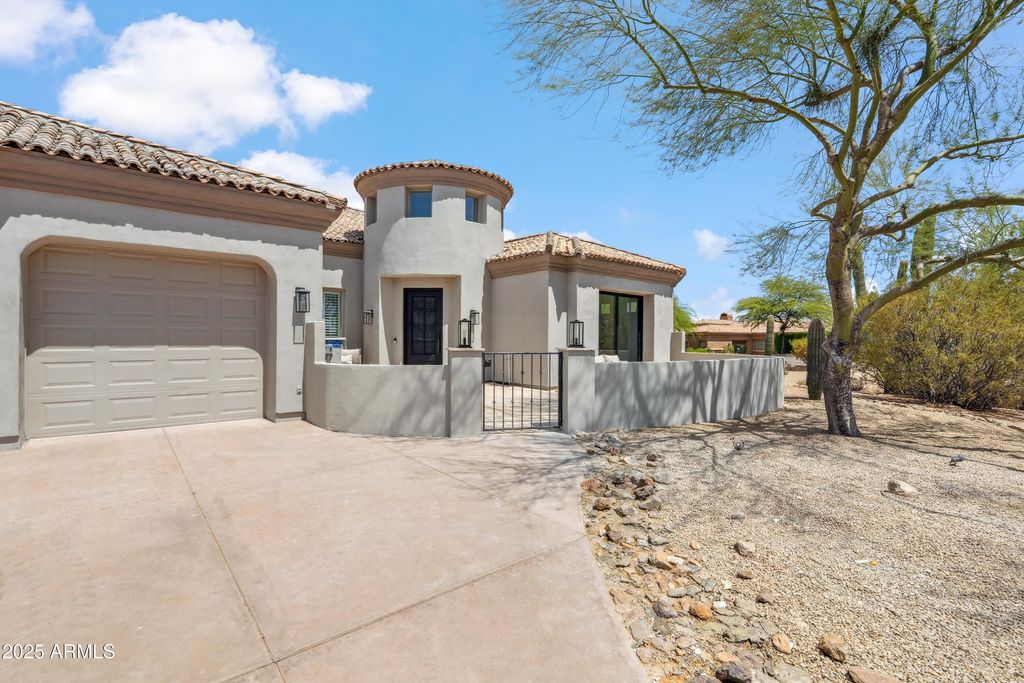 Photo of 33495 N 83rd Street, Scottsdale, AZ 85266 (MLS # 6896681)