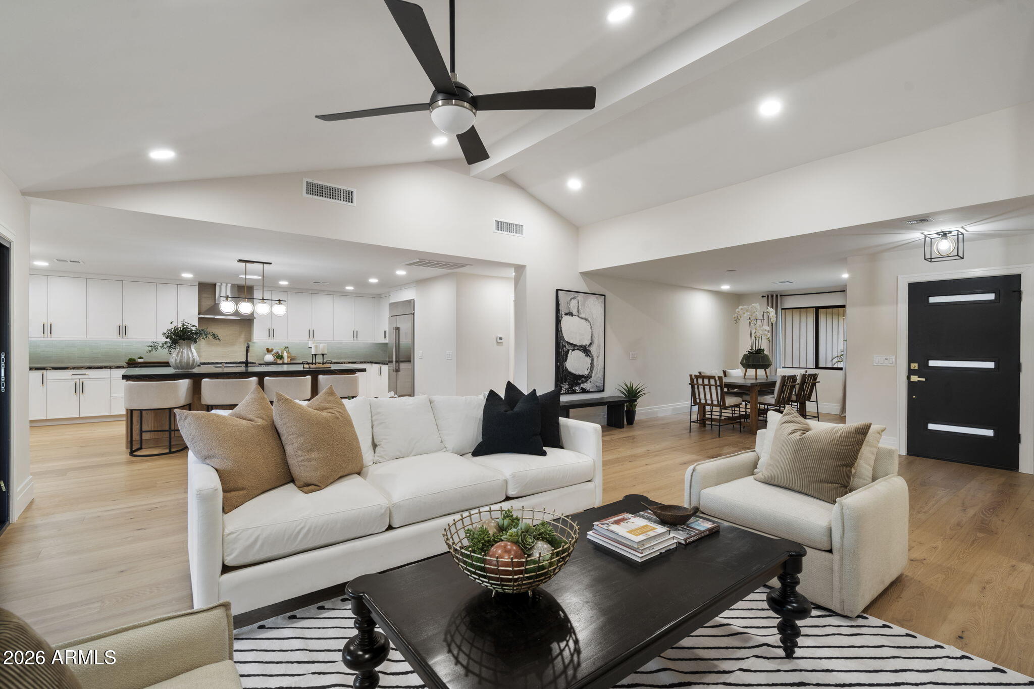 1413 E SAN MIGUEL Avenue