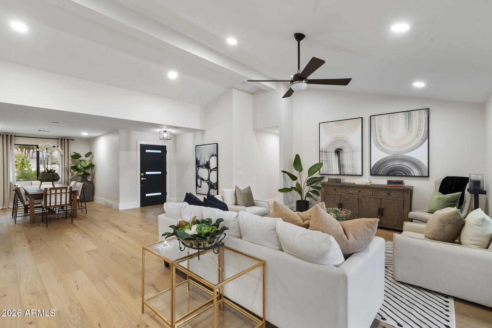 1413 E SAN MIGUEL Avenue