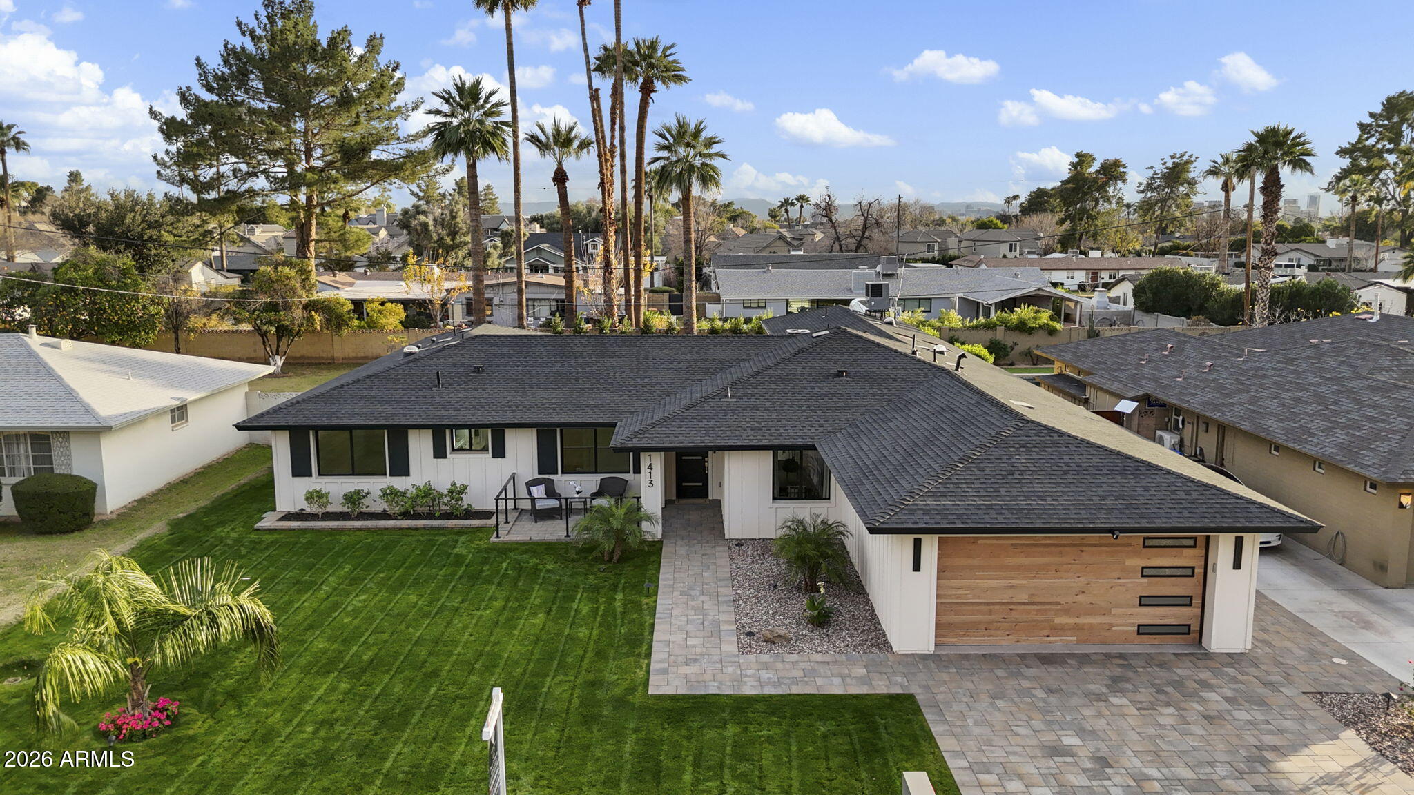 1413 E SAN MIGUEL Avenue