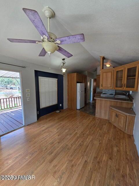 WHITE MOUNTAIN VACATION VILLAGE UNIT 4 - Residential