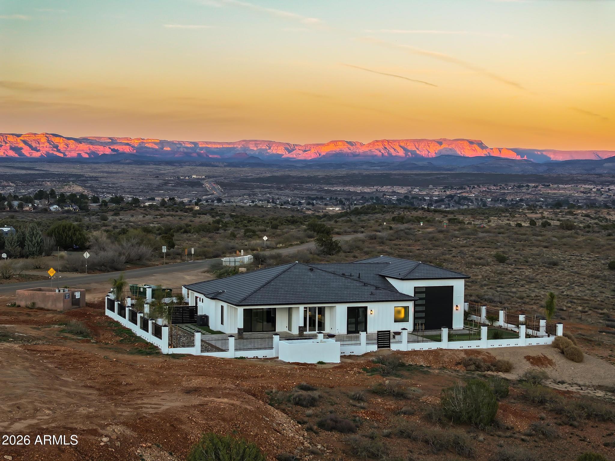 1545 E QUAIL SPRINGS RANCH Road