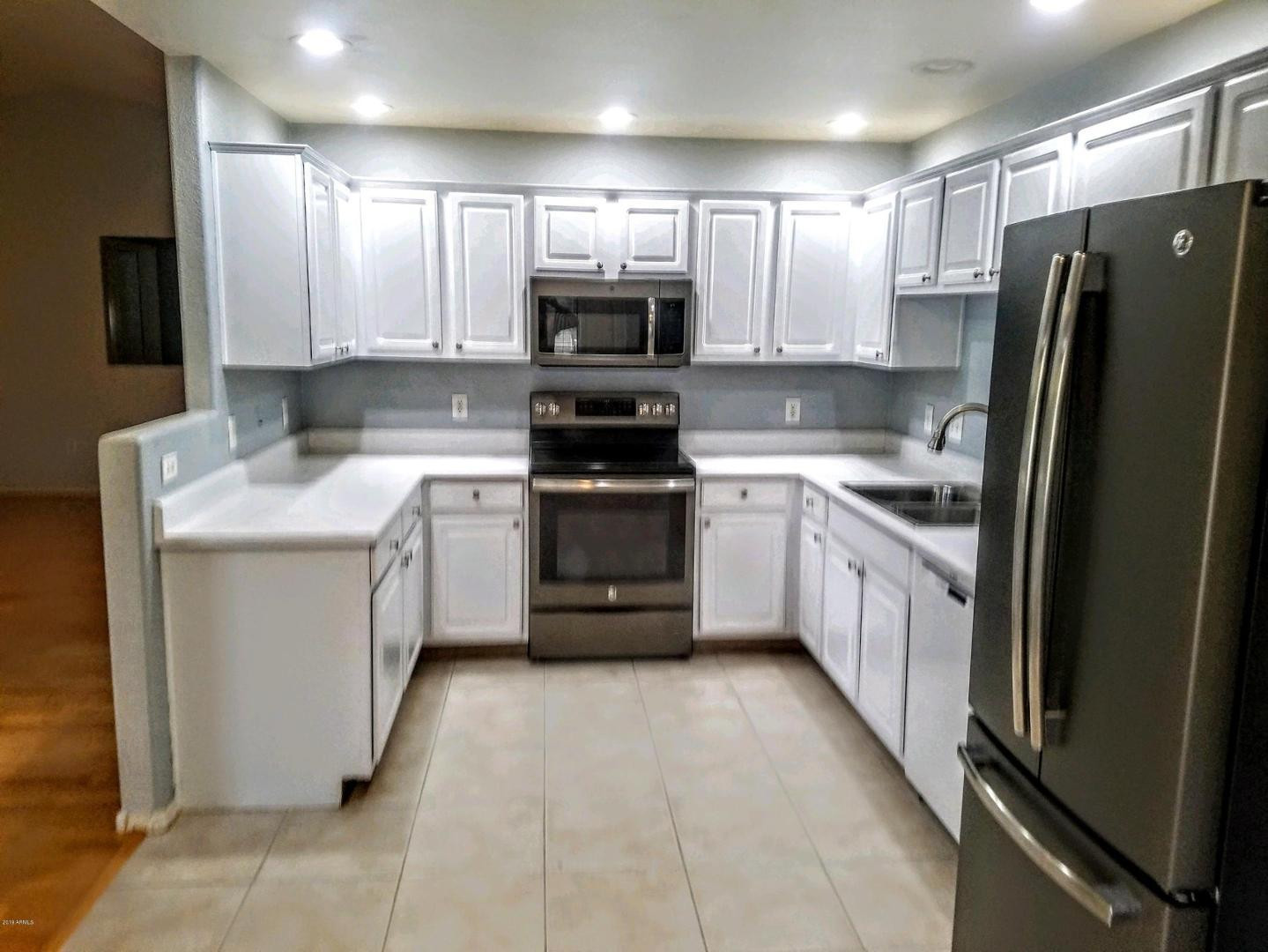 15252 N 100th Street 2155