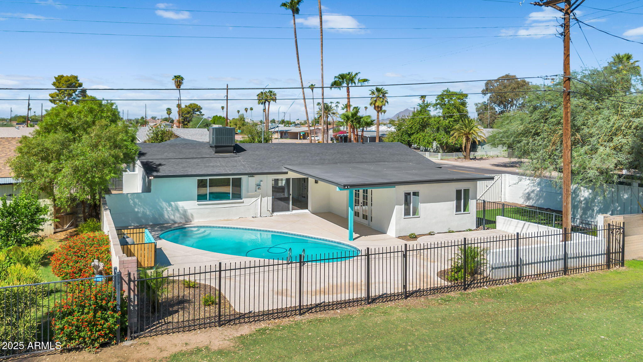 1559 N Upland Circle