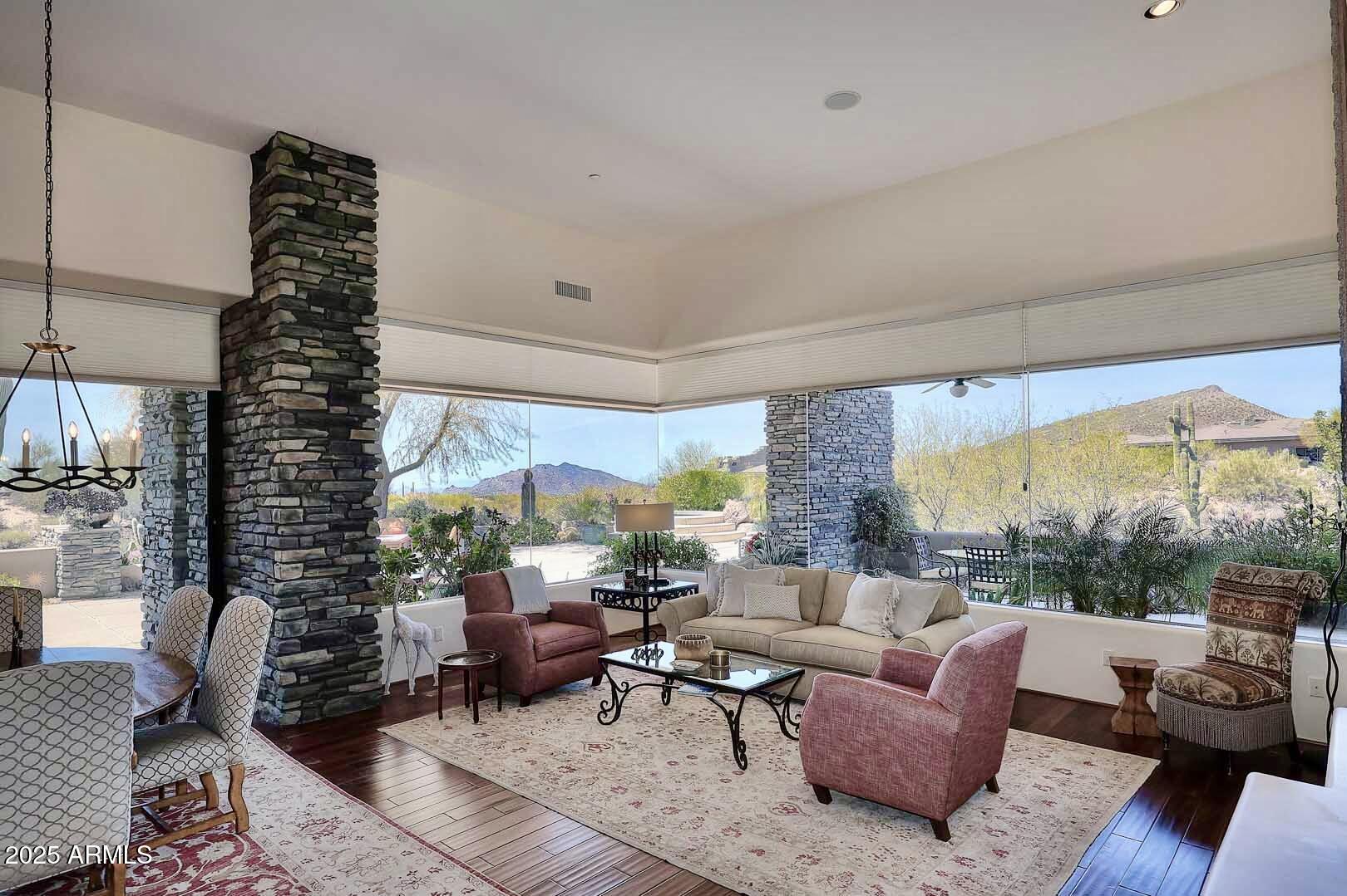 10204 E NOLINA Trail