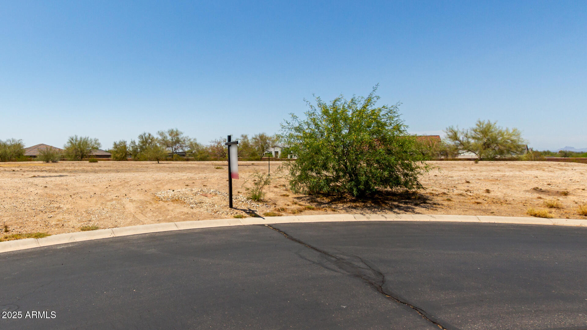 Homes 3 35470 N GRAPEFRUIT Drive 32