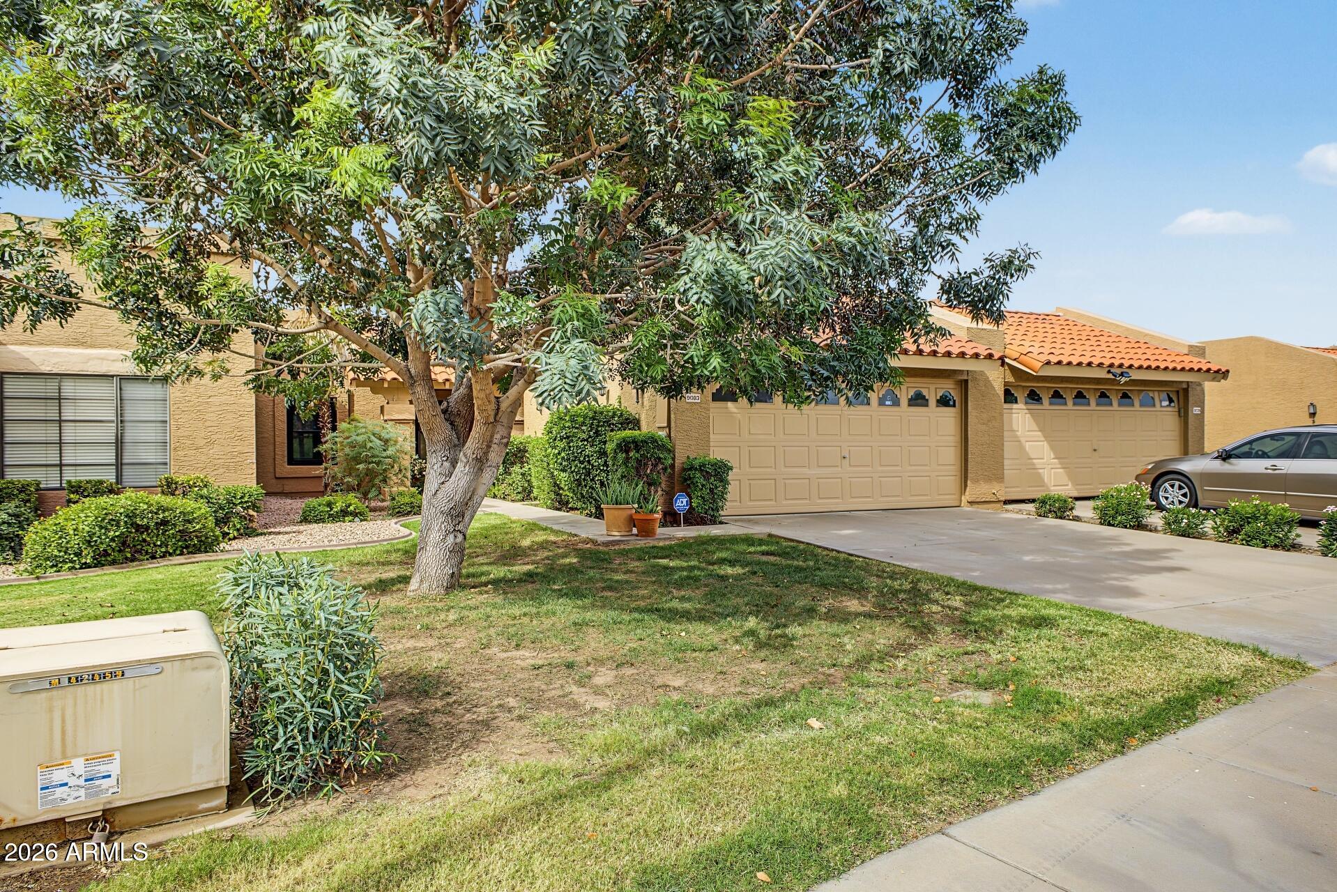 9083 E WINCHCOMB Drive