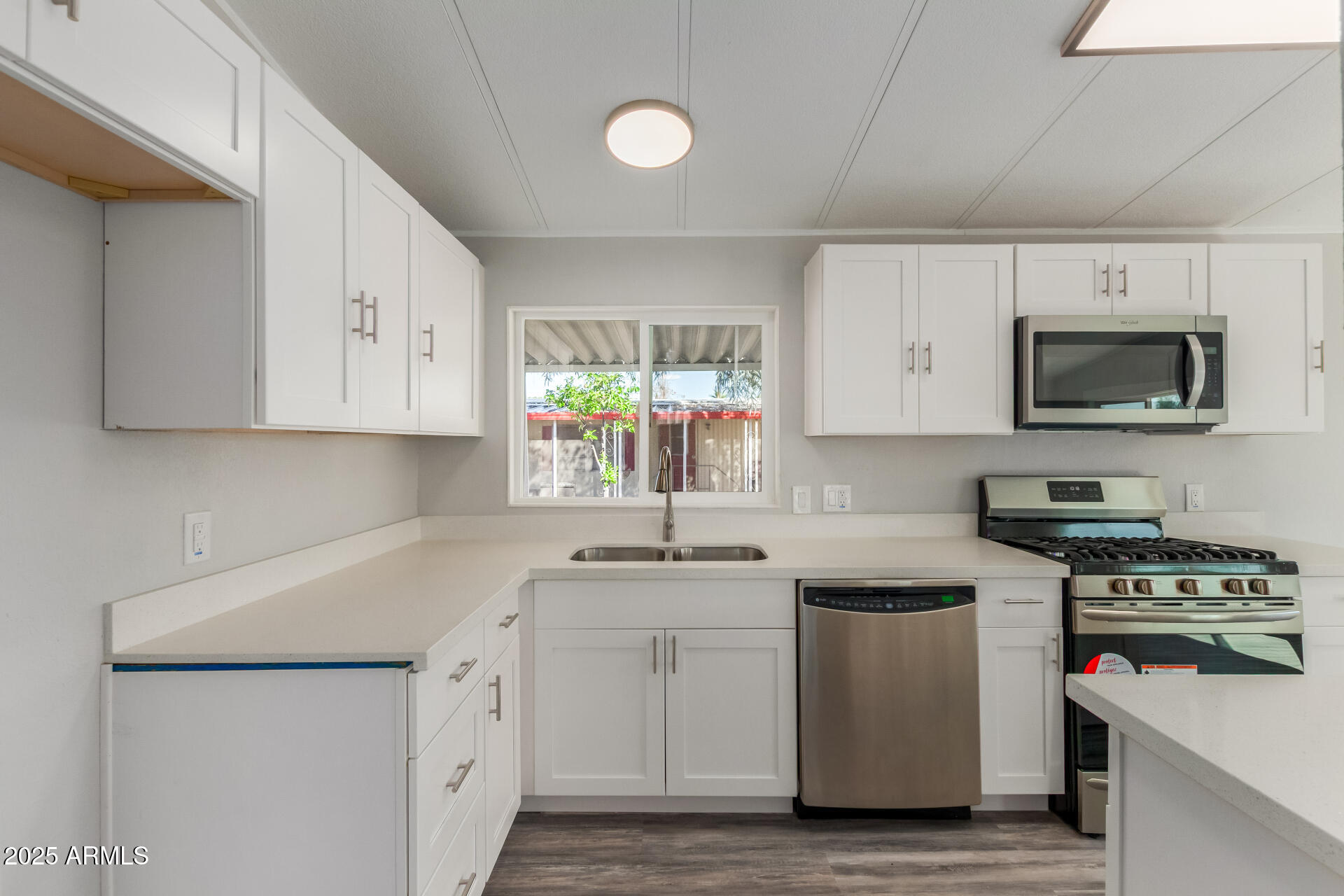 2650 W UNION HILLS Drive #247