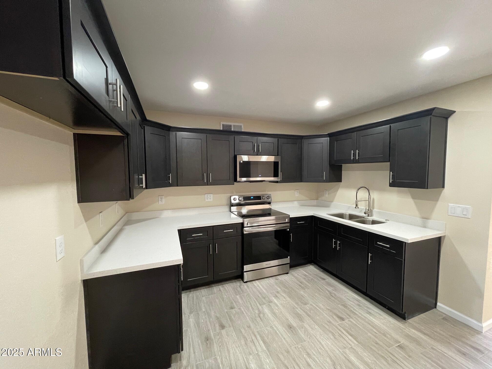 4625 W THOMAS Road 57