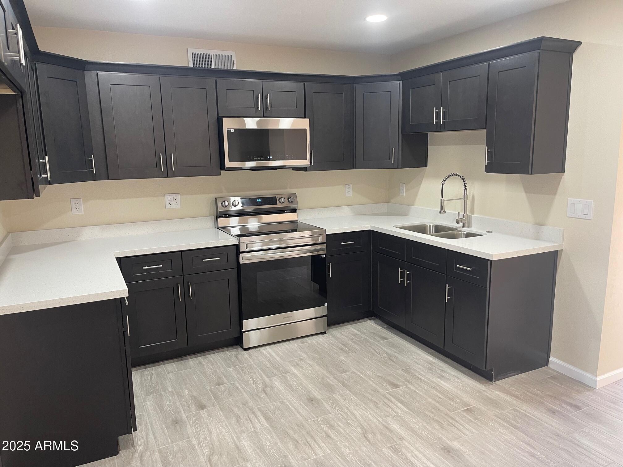 4625 W THOMAS Road 57