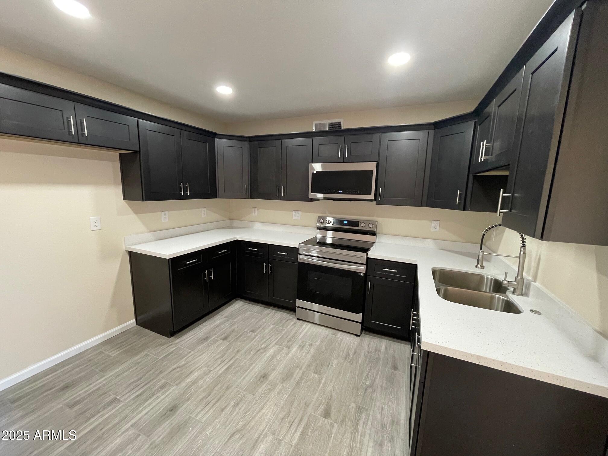 4625 W THOMAS Road 57