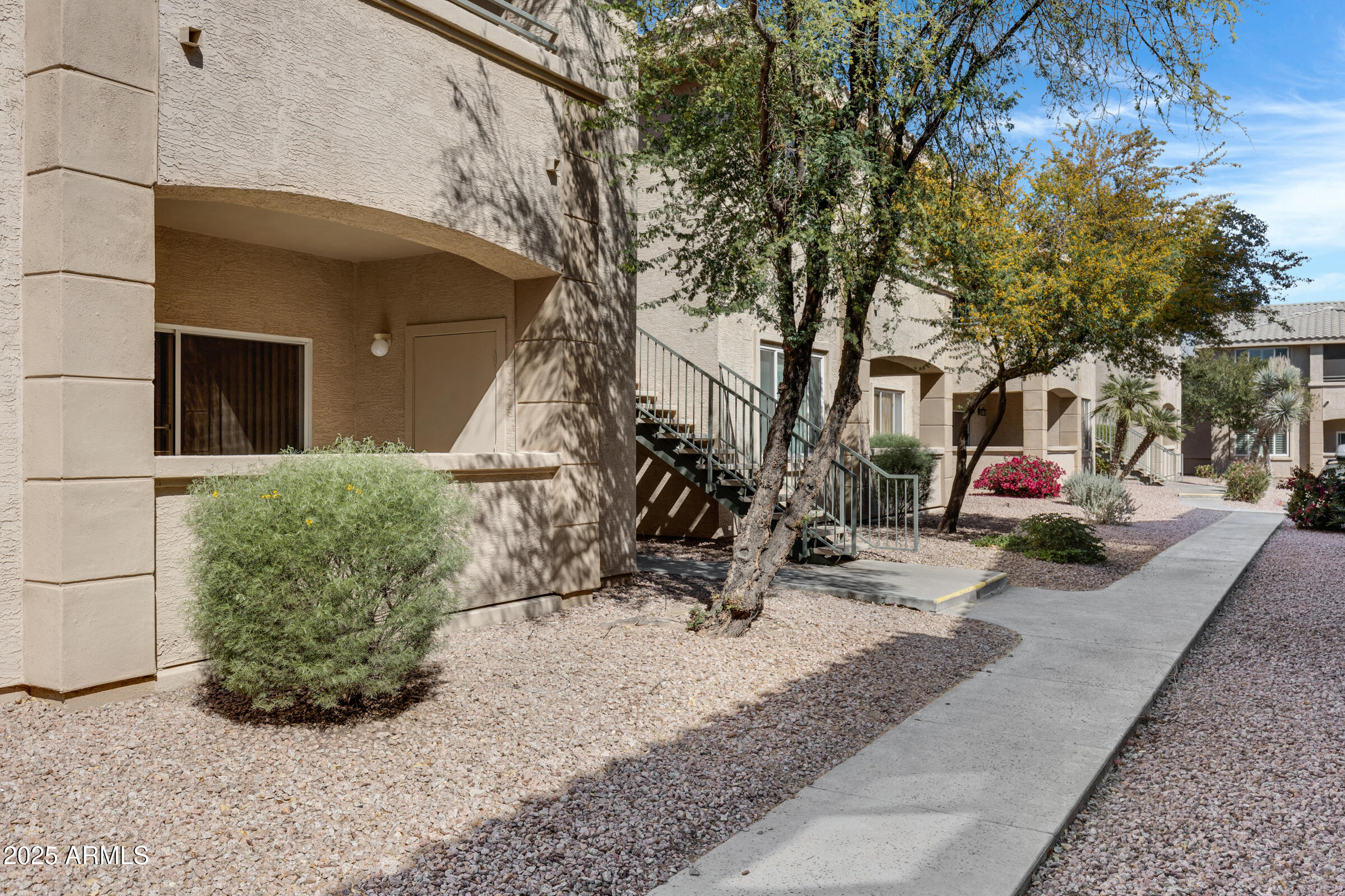 16013 S DESERT FOOTHILLS Parkway 1133