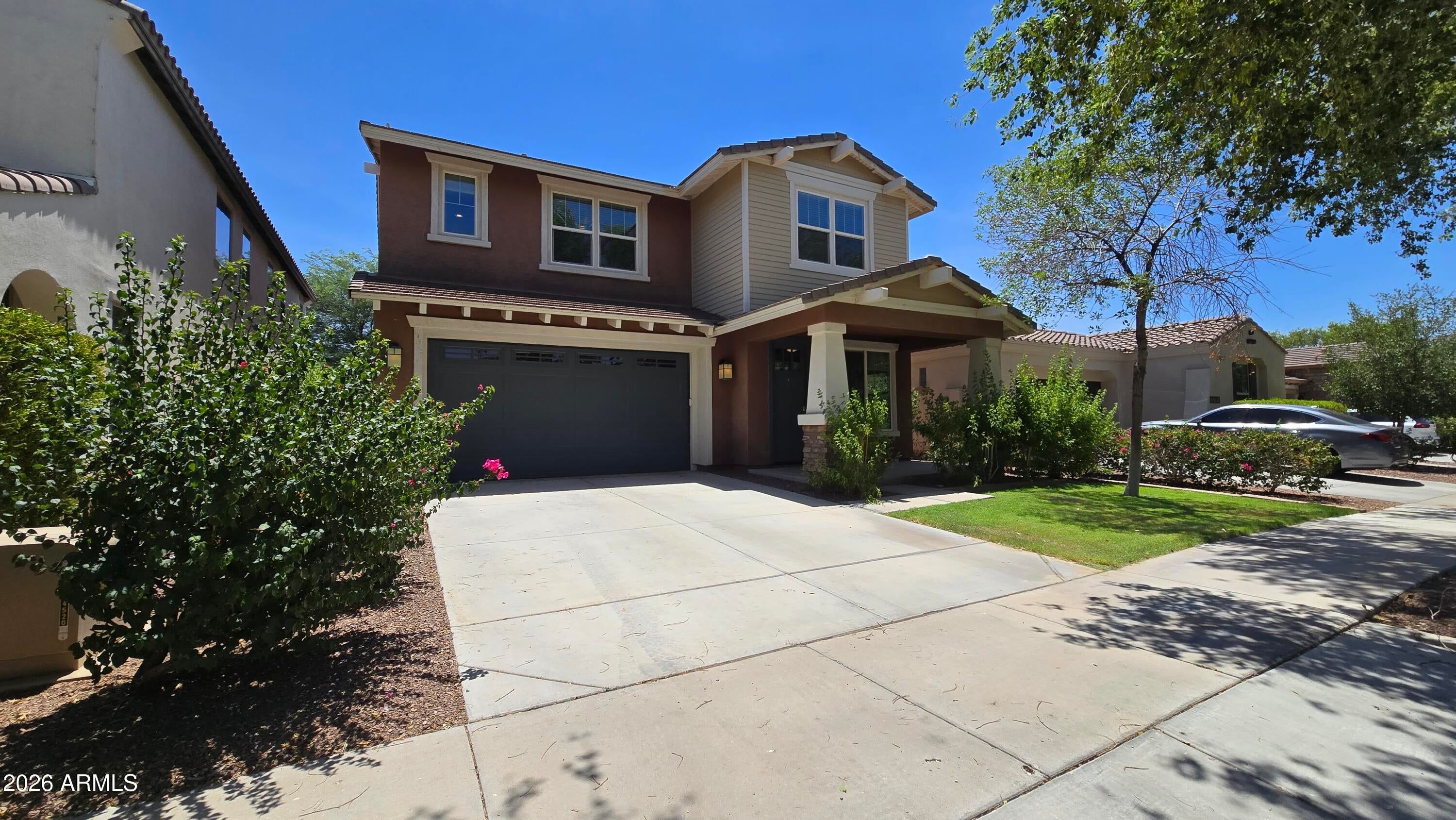 20737 W Valley View Drive