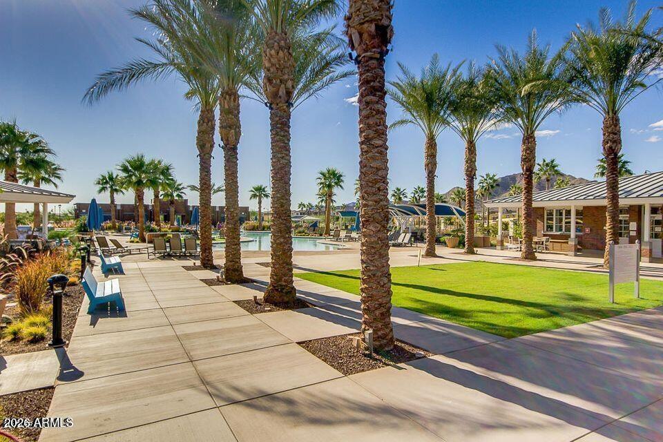 20737 W Valley View Drive