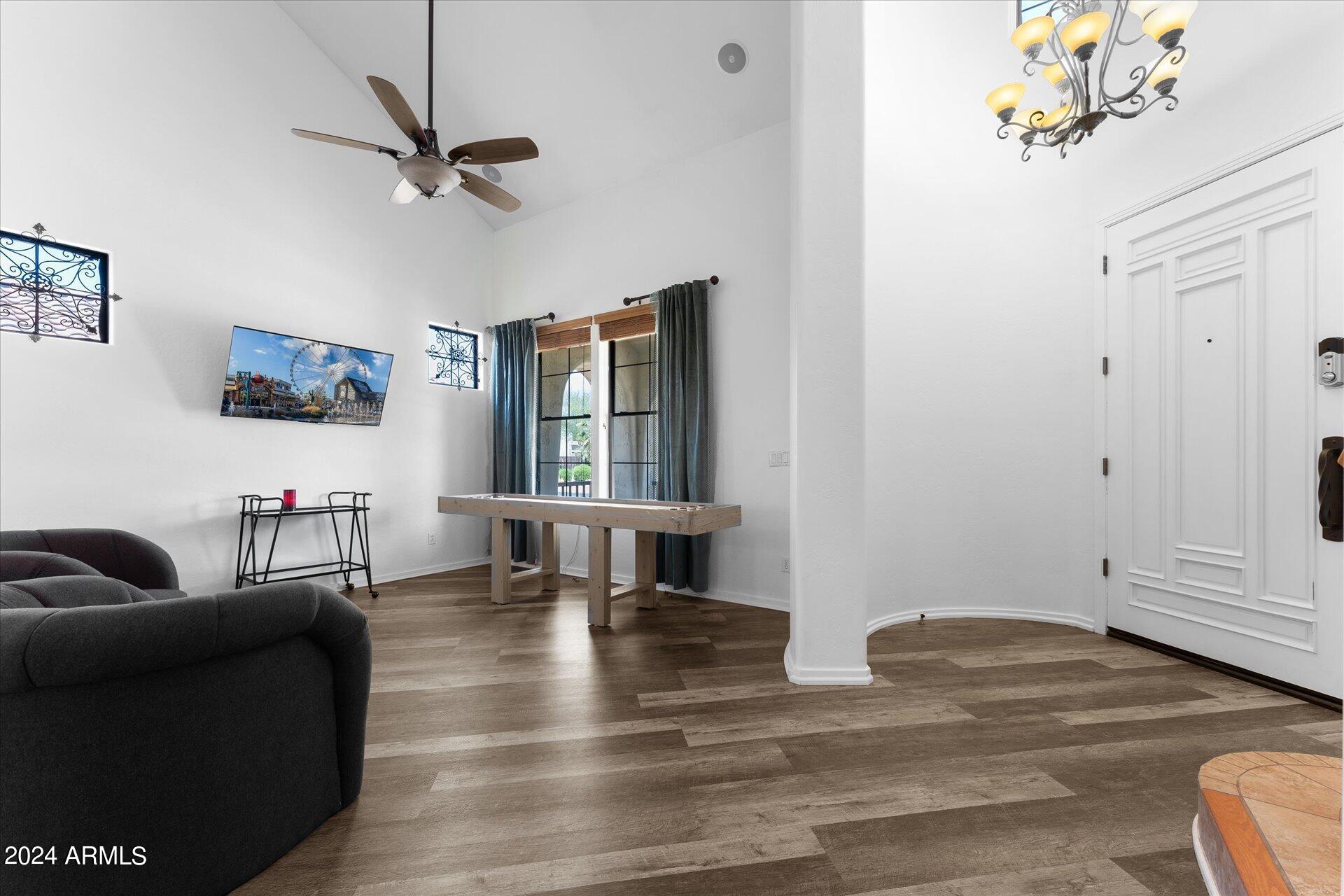 14333 W CYPRESS Street