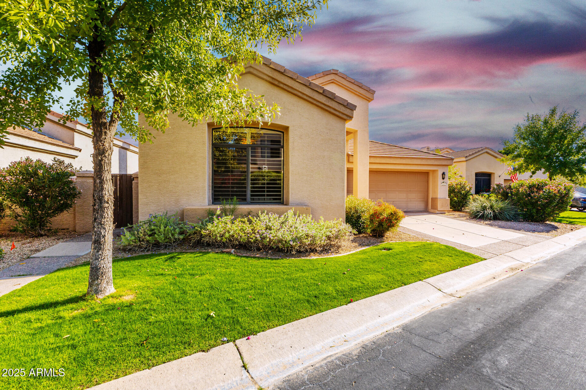 8100 E CAMELBACK Road 167