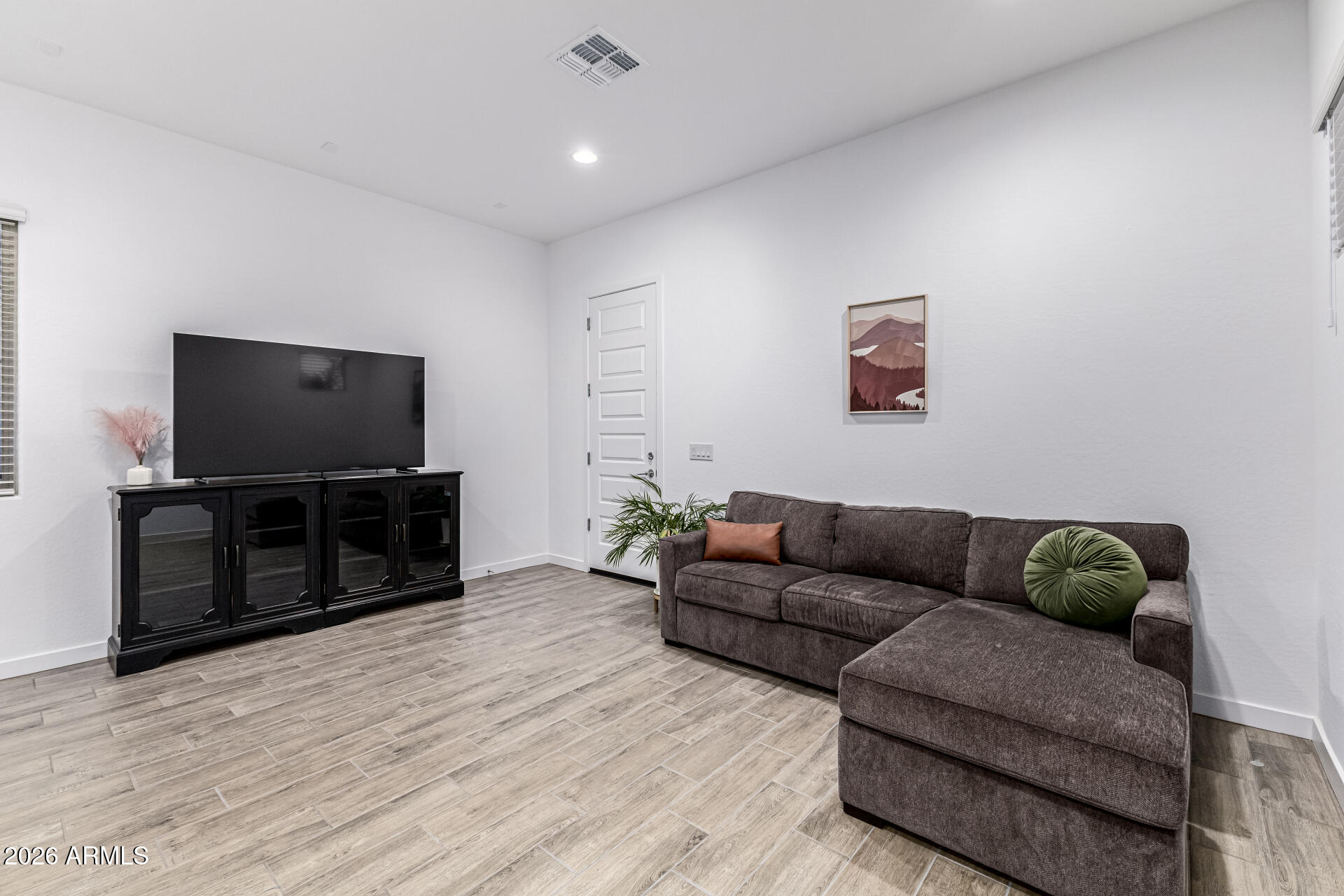 DOBBINS VILLAGE - Residential