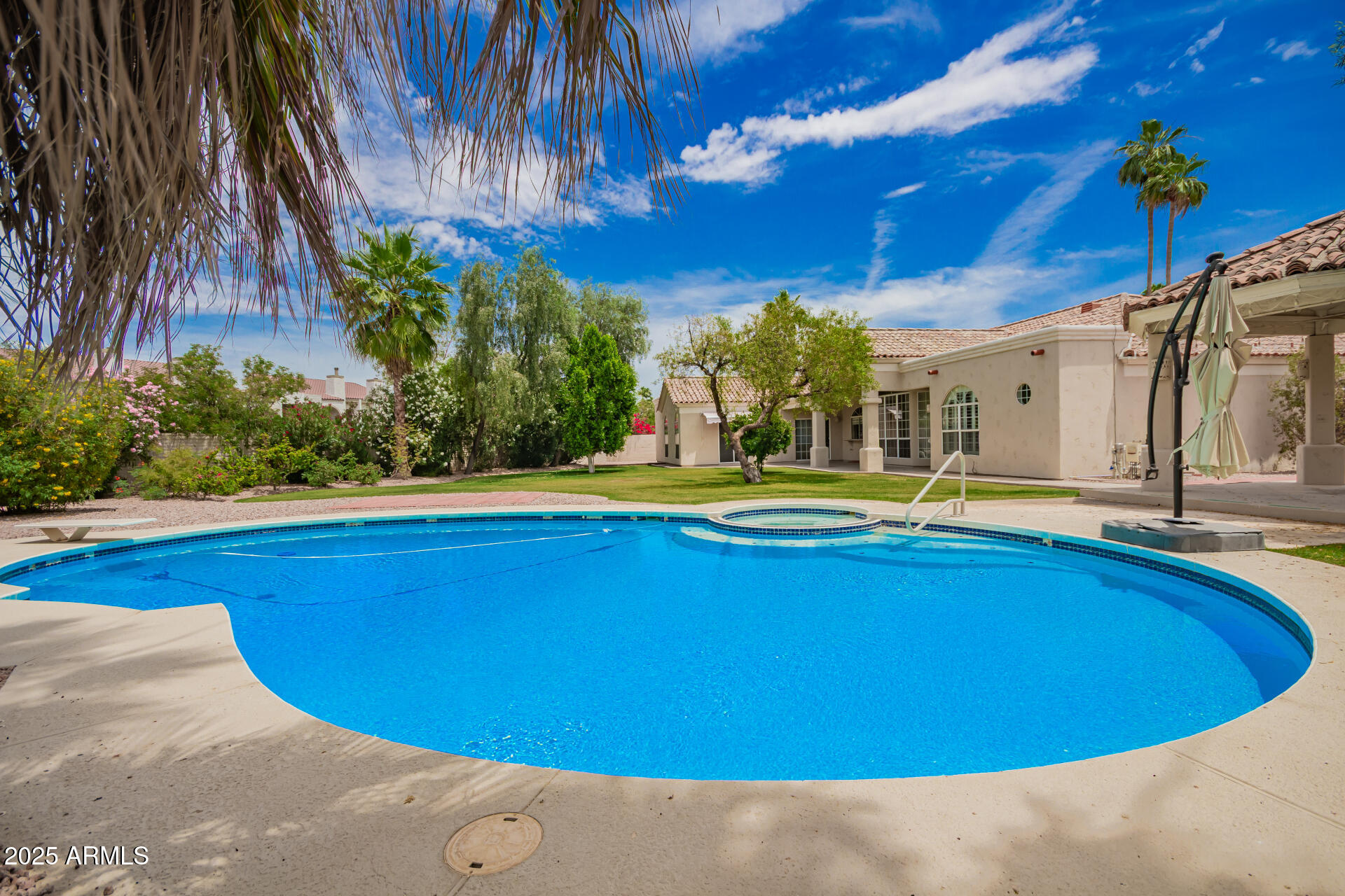 10130 E SAN SALVADOR Drive