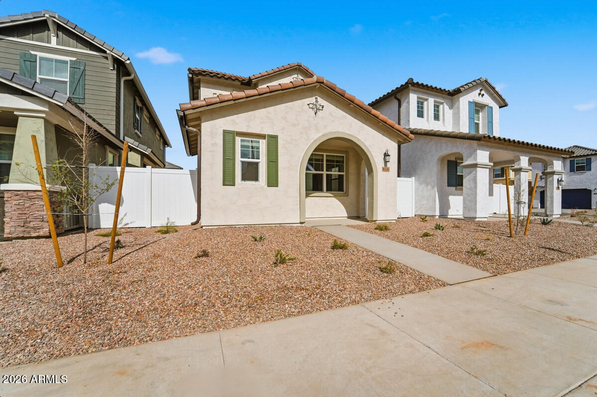 8336 E Petterson Avenue