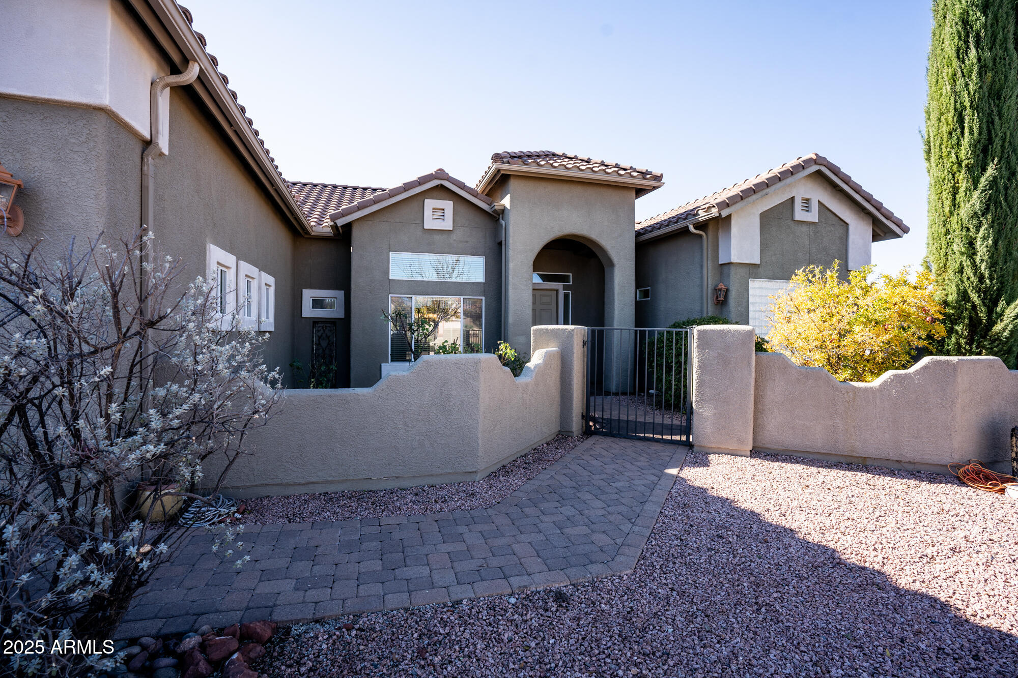 900 S DISTANT HILL Court