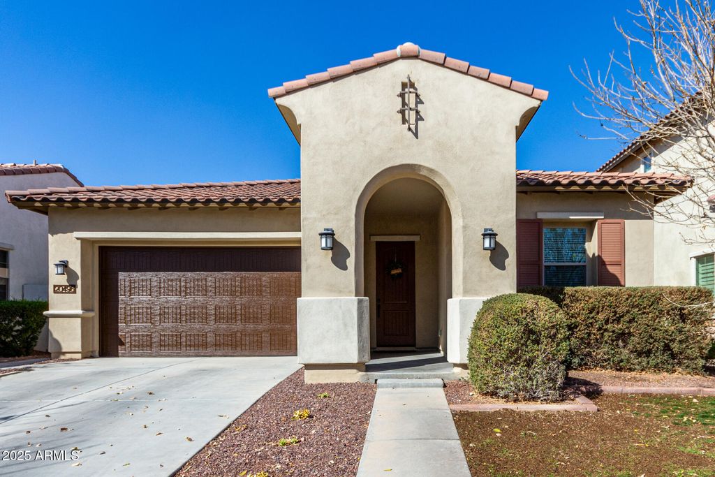 Photo of 20496 W Valley View Drive, Buckeye, AZ 85396 (MLS # 6999543)