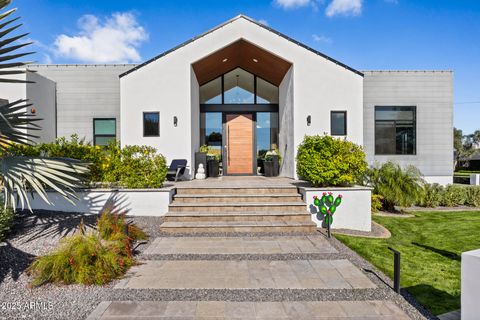 Photo of 6426 E Calle Camelia Avenue, Scottsdale, AZ 85251 (MLS # 6954481)