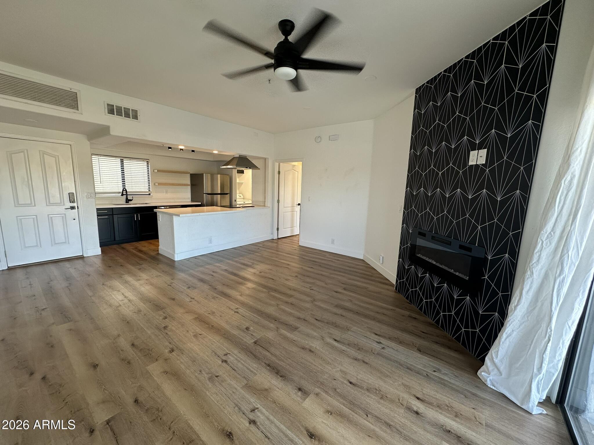 10401 N SAGUARO Boulevard 214