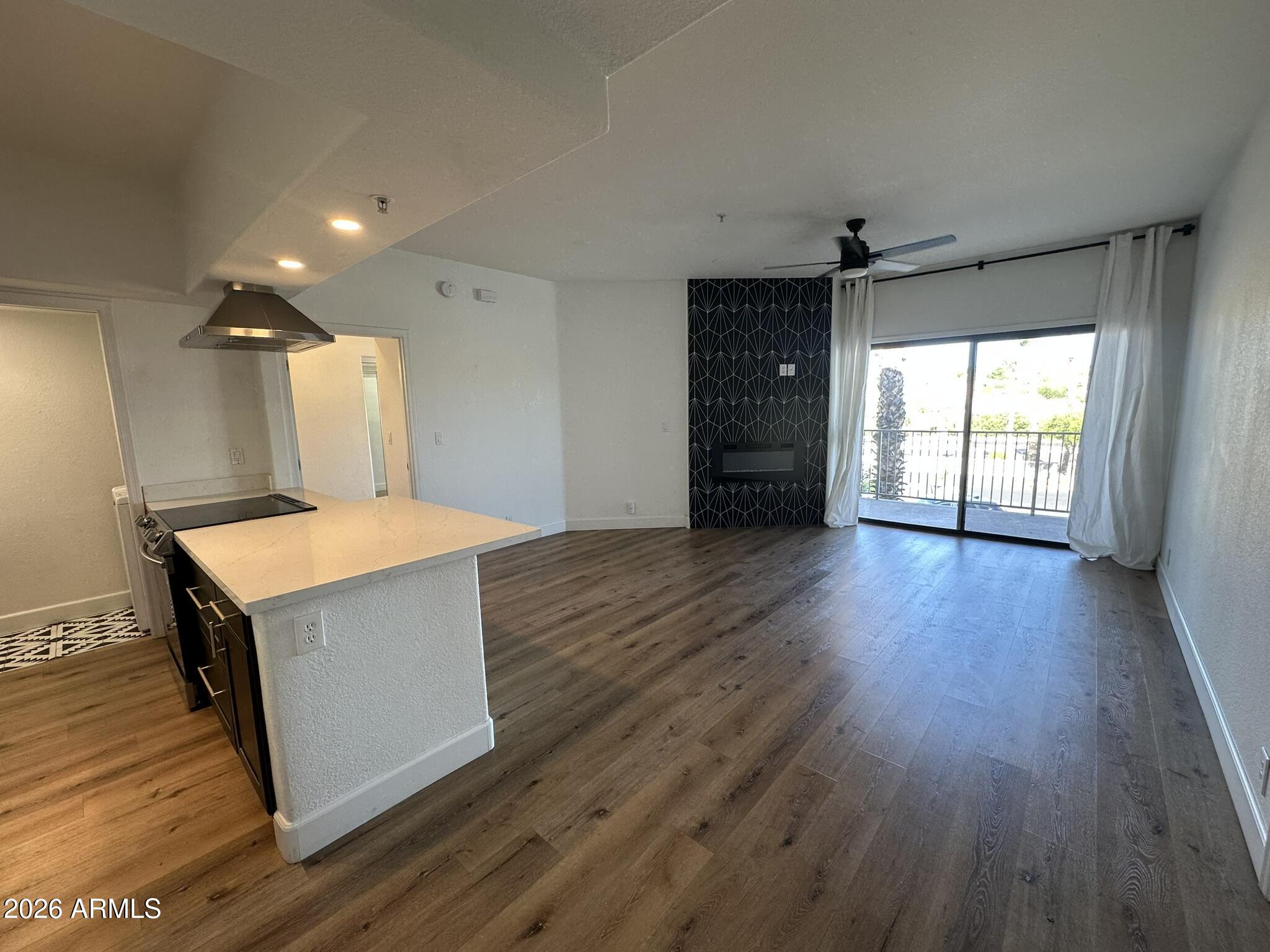 10401 N SAGUARO Boulevard 214