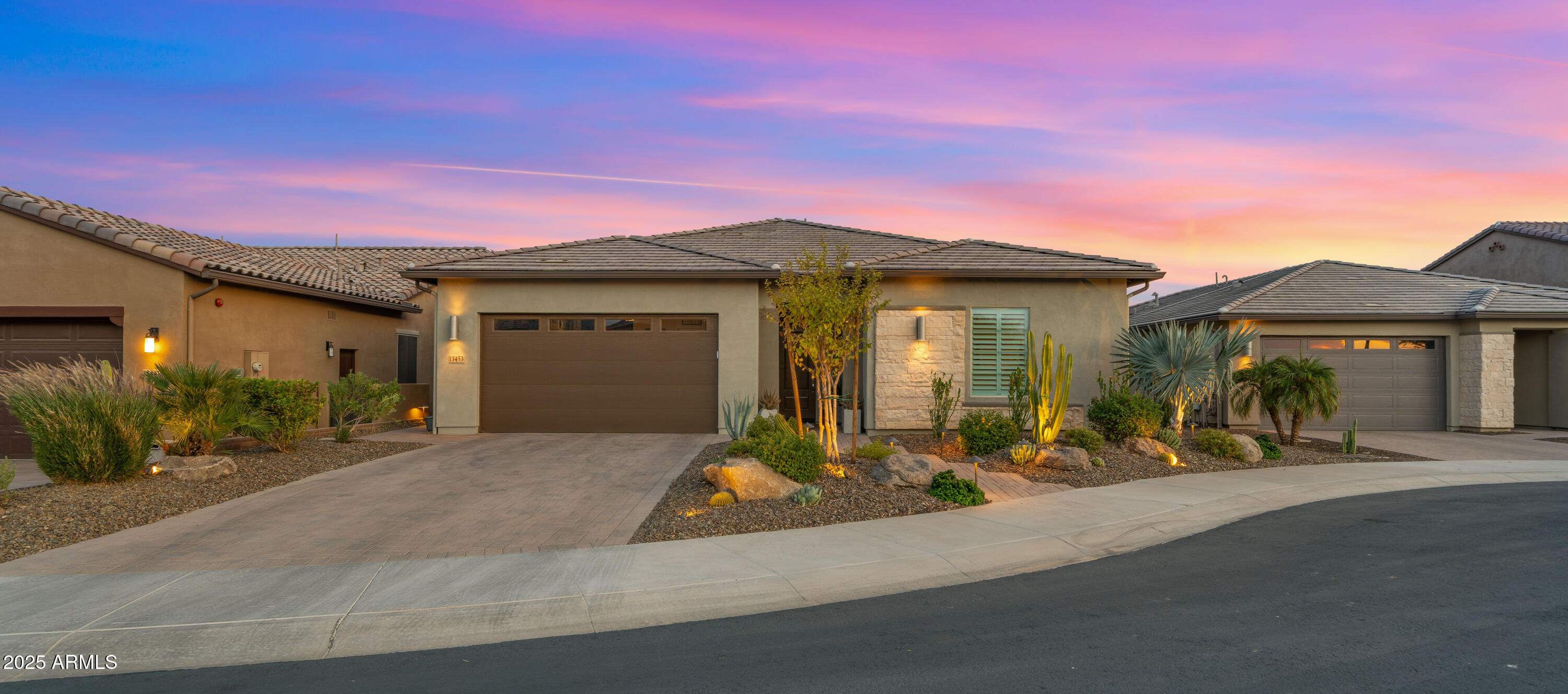 13453 W RED HAWK Drive