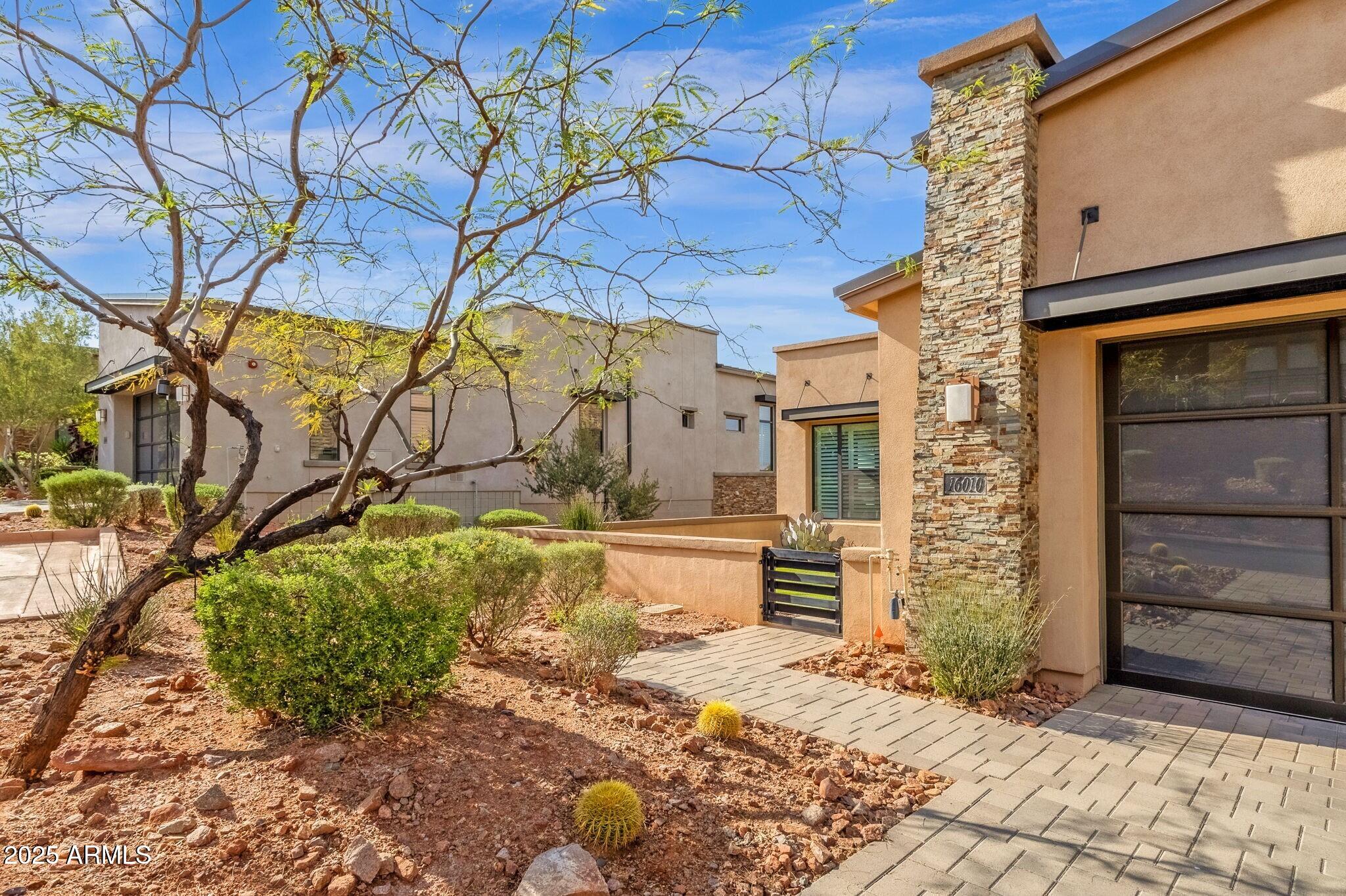 16010 E SUMMIT VIEW Drive