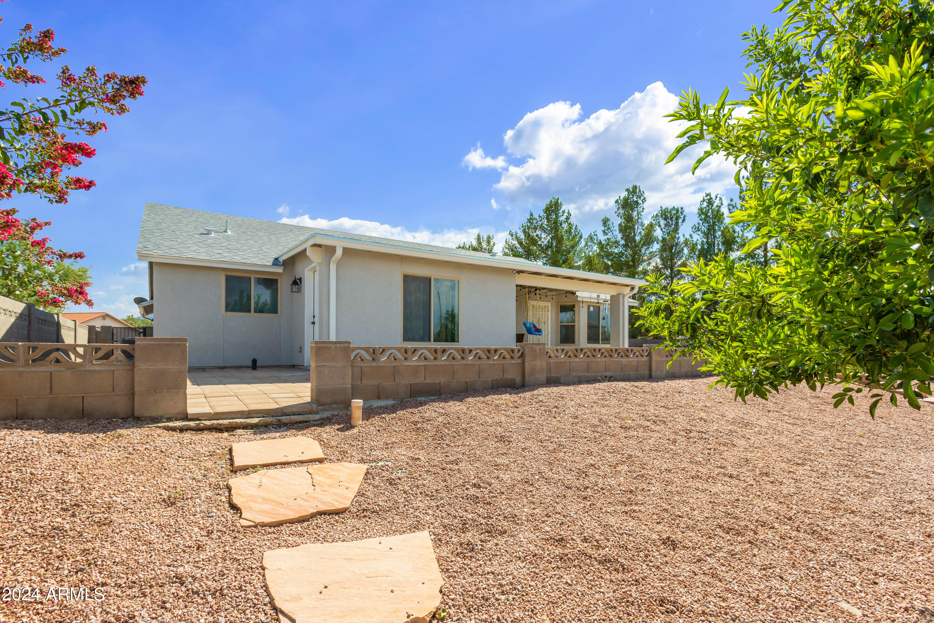 MOUNTAIN SHADOWS PHASE E - Residential