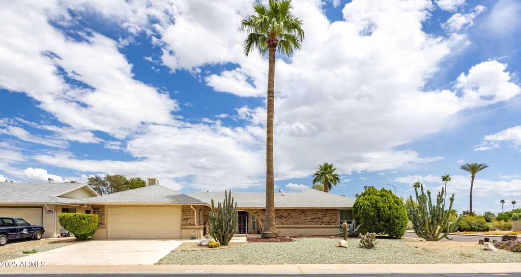 Photo of 18601 N Welk Drive, Sun City, AZ 85373 (MLS # 6915726)