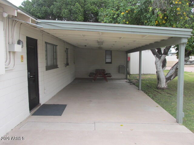 925 E University Drive