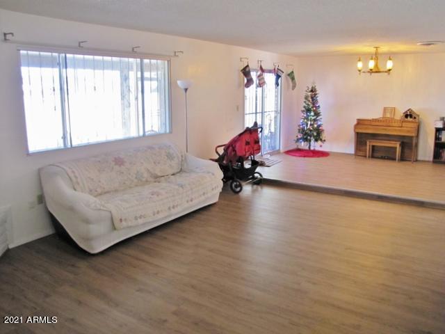 GARDEN CANYON HEIGHTS STRATCOM VILLAGE - Residential Lease