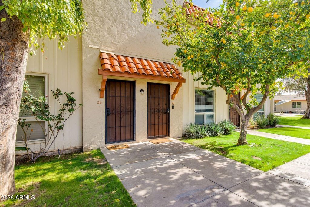 Photo of 8241 N Central Avenue #23, Phoenix, AZ 85020 (MLS # 6973470)