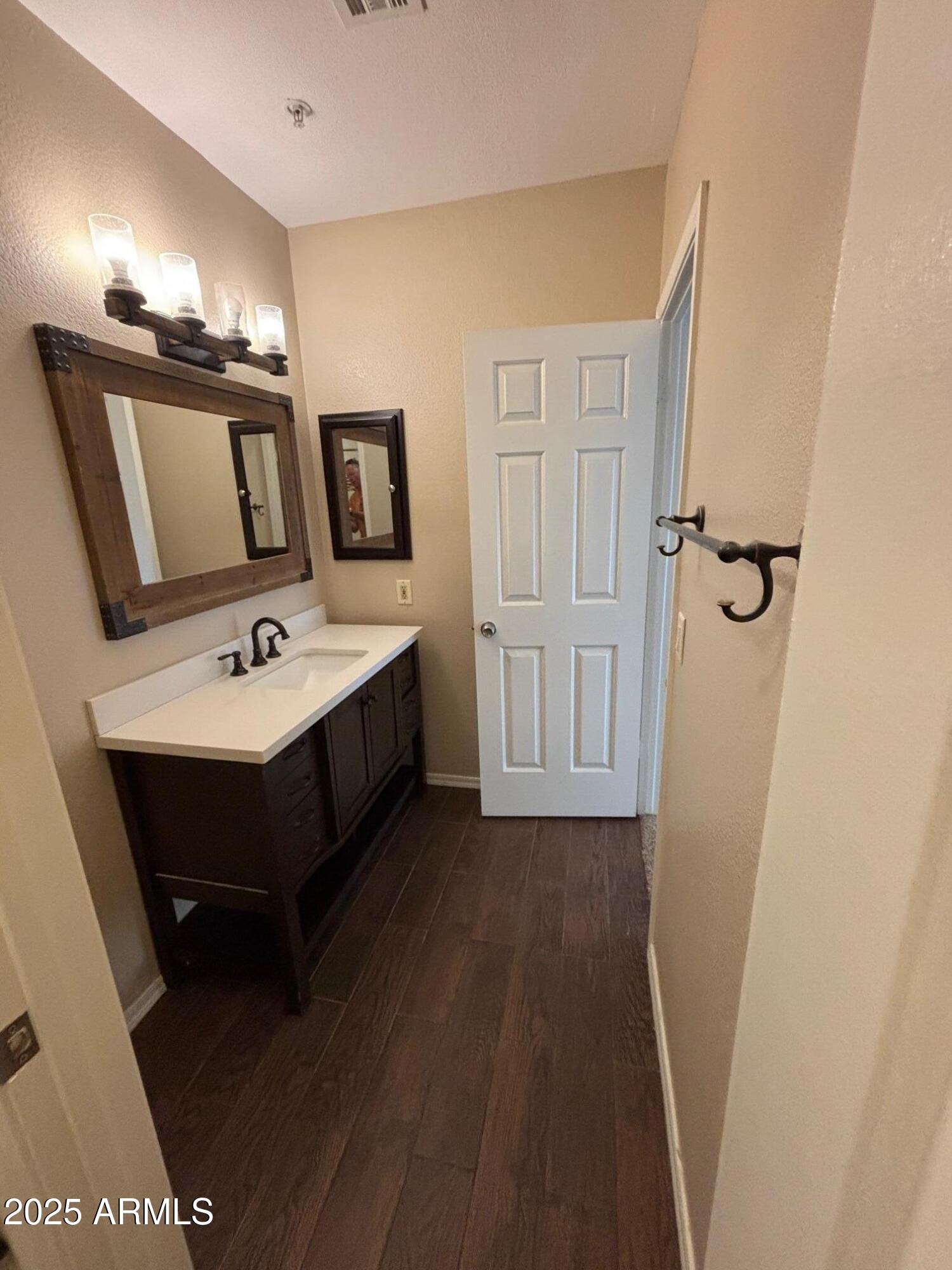 LAKESHORE AT ANDERSEN SPRINGS CONDOMINIUM - Residential