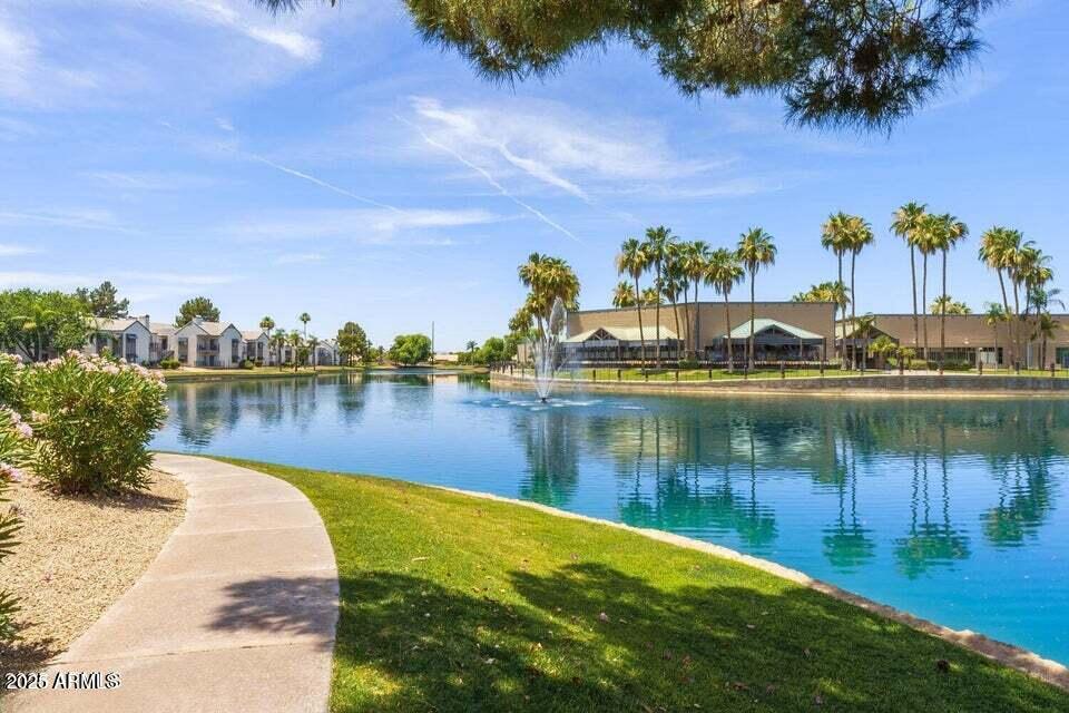 LAKESHORE AT ANDERSEN SPRINGS CONDOMINIUM - Residential