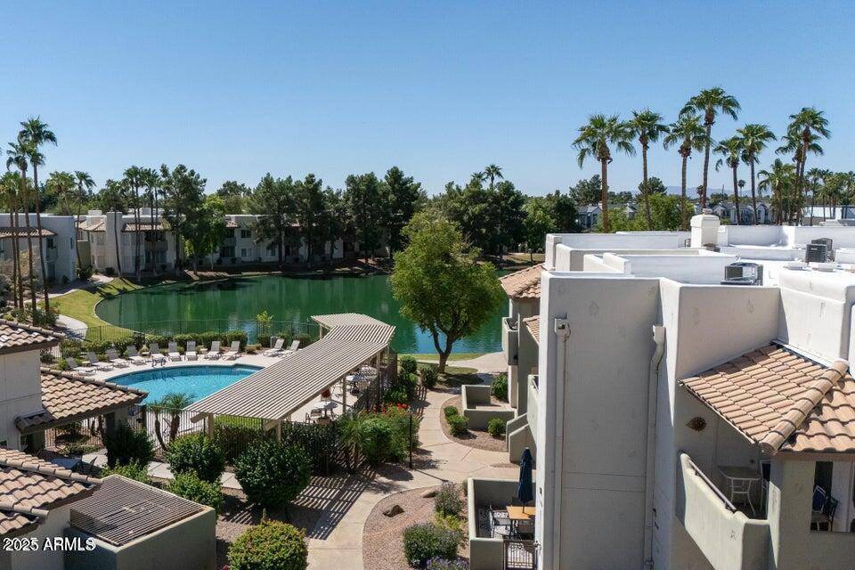 LAKESHORE AT ANDERSEN SPRINGS CONDOMINIUM - Residential