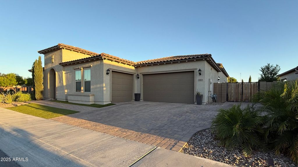 Photo of 3413 E Aloe Drive, Chandler, AZ 85286 (MLS # 6919614)