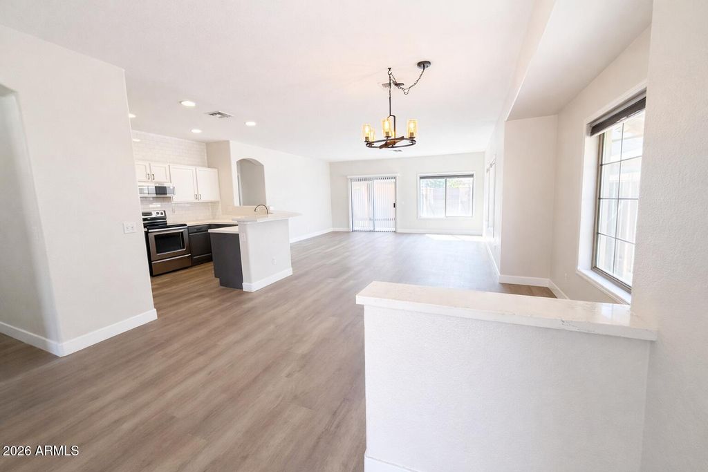 Photo of 2633 E Waterview Court, Chandler, AZ 85249 (MLS # 6996146)