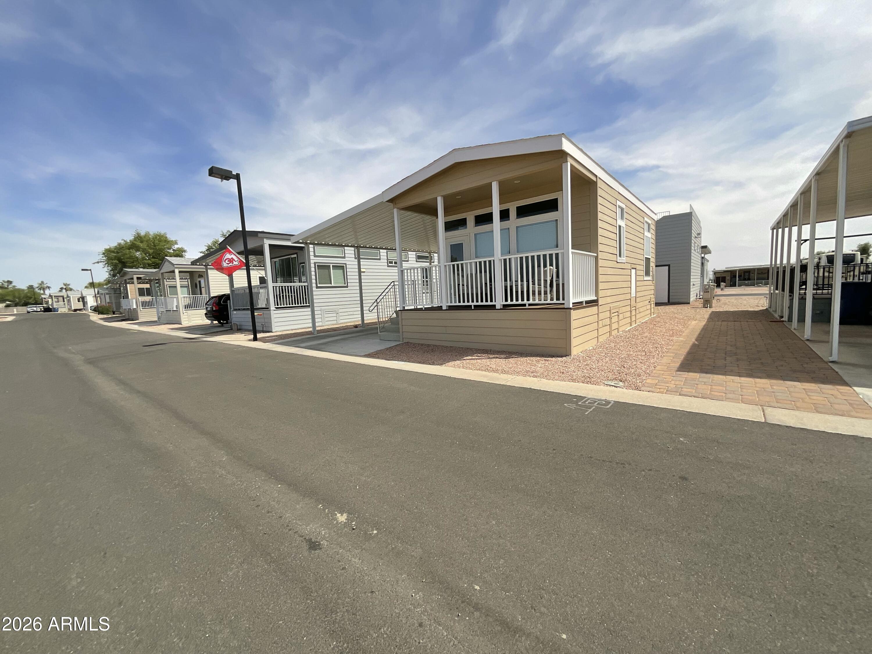 6601 E US HIGHWAY 60 -- 580