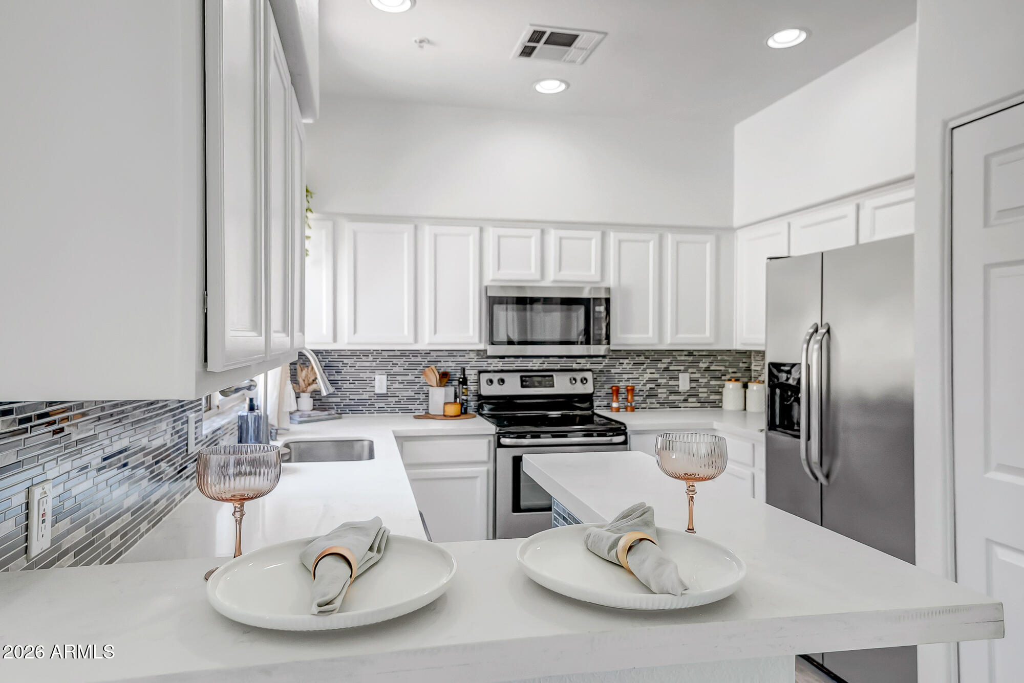 1445 E BROADWAY Road 208