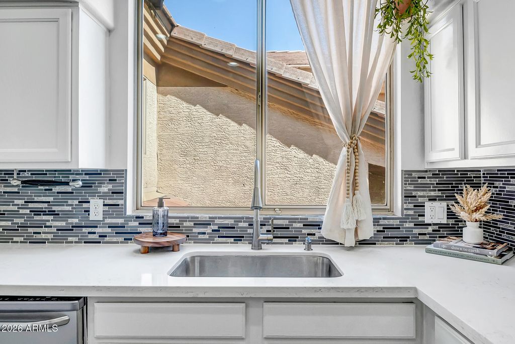 Photo of 1445 E Broadway Road #208, Tempe, AZ 85282 (MLS # 6993378)