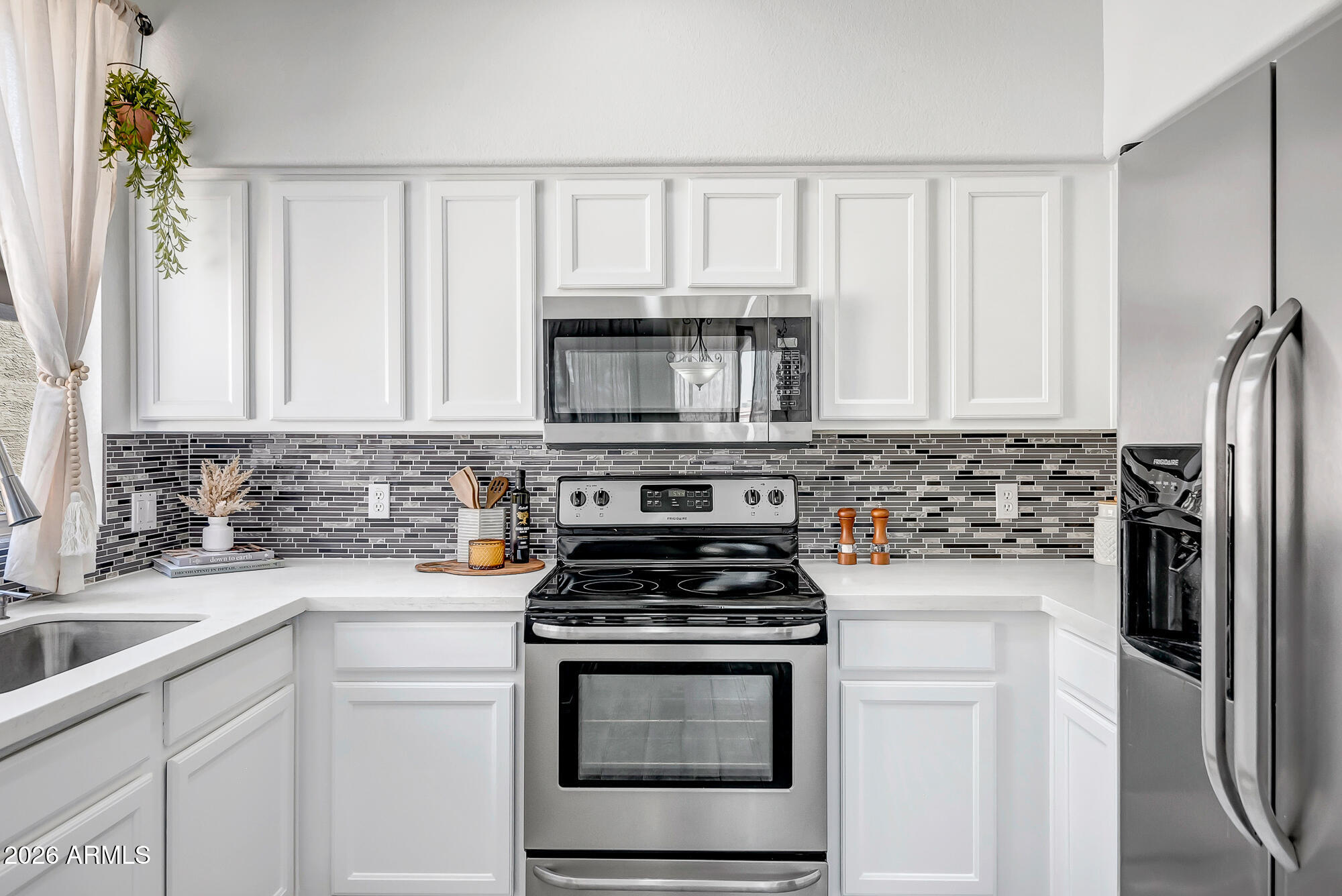 1445 E BROADWAY Road 208