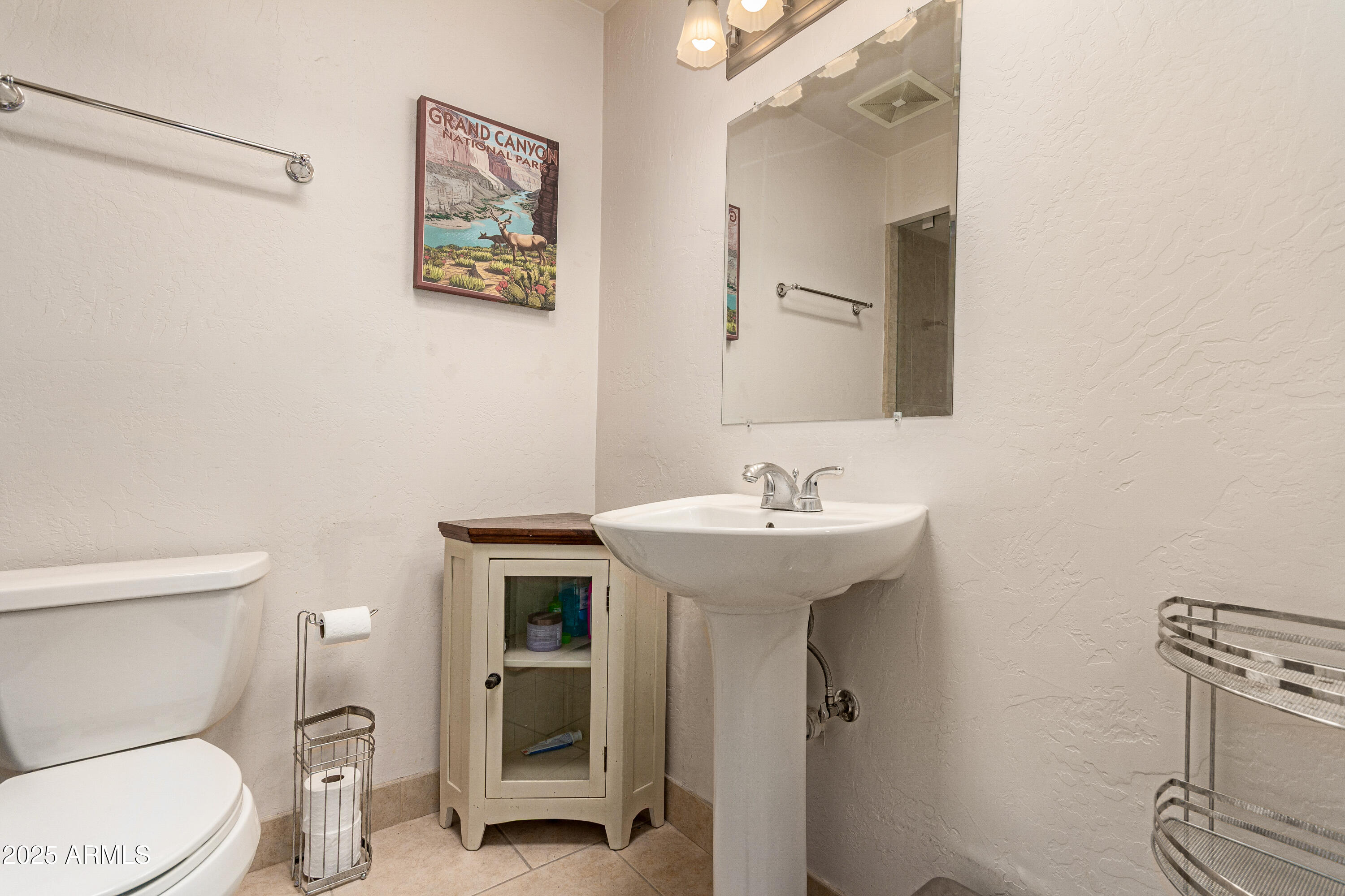 Paradise Valley, Arizona 85253, United States, 2 Bedrooms Bedrooms, ,2 BathroomsBathrooms,Residential,Active,229459